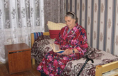 Пенсионеров и инвалидов в Москве обеспечивают книгами на дому