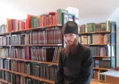 Современная монастырская библиотека