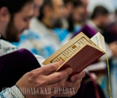 Выставка к Дню православной книги открылась в краевой Лермонтовской библиотеке